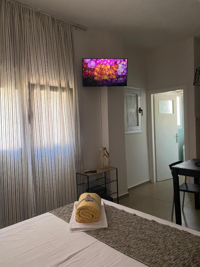 Tiny Square Apartment Nafpaktos Екстериор снимка